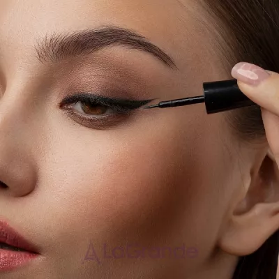 Pippa of London Carbon Black Precision Dipliner г��� ������� ��� ����