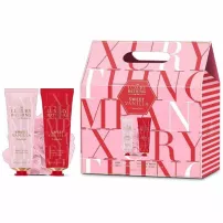 Grace Cole The Luxury Bathing Sweet Vanilla & Almond Glaze Perfect Night In ����� ��� ���� "������� ������ � ���������� �������" (sh/gel/100ml + b/cr/100ml + b/polisher/1pc)
