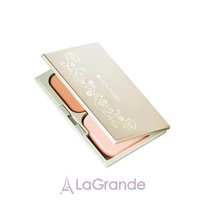 �ֲ��� Isehan Kiss Me Ferme Brightness Powder Foundation UV 30 ���������� ����� ��� ������� SPF 30