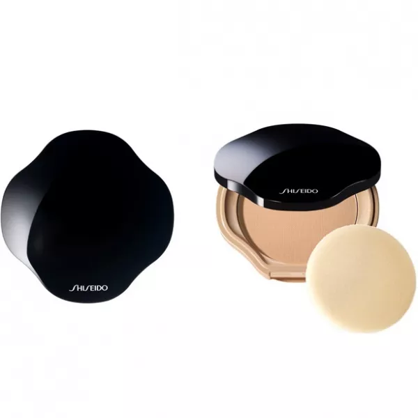 Shiseido Sheer and Perfect Compact ��������� ����� ��� ������� � ������������ ���������