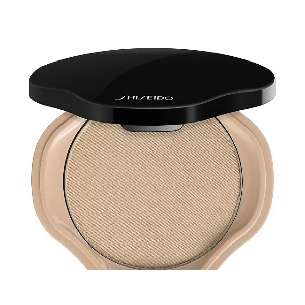 Shiseido Sheer and Perfect Compact ��������� ����� ��� ������� � ������������ ���������