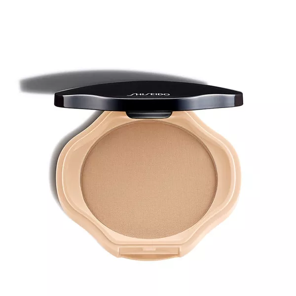 Shiseido Sheer and Perfect Compact ��������� ����� ��� ������� � ������������ ���������