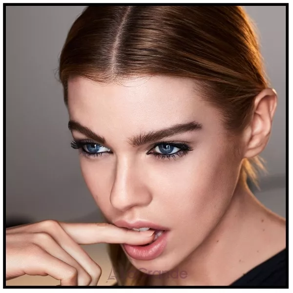Max Factor Brow Contouring Kit ���� ��� ����������� ���