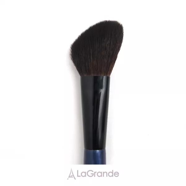 Pupa Angled Blusher Brush ����� ��� ����� ���������