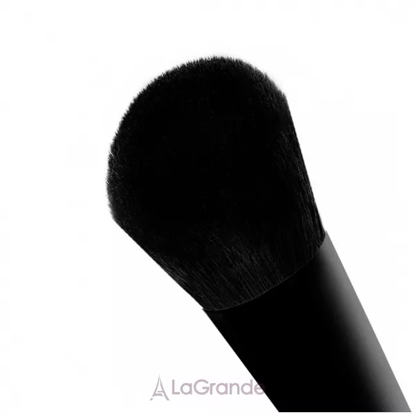 Makeup revolution MUR Pro F 104 Powder Brush ����� ��� ��������� �����