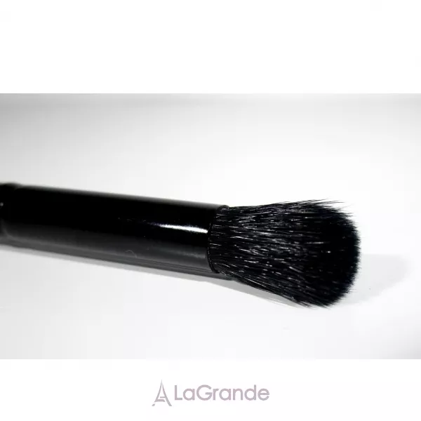 Makeup revolution MUR Pro E 103 Eyeshadow Blending Brush ����� ��� ���������� �����