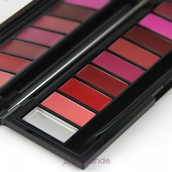 KIKO Smart Lip Palette ����� �� 10 ����� � ��������� ����� ��������