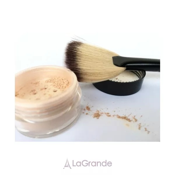 Bellapierre Cosmetics Bellapierre Fan Brush �����-���� ��� �������