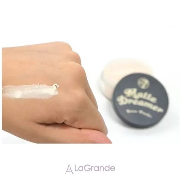 W7 Matte Dreamer Loose Powder ����������� �����