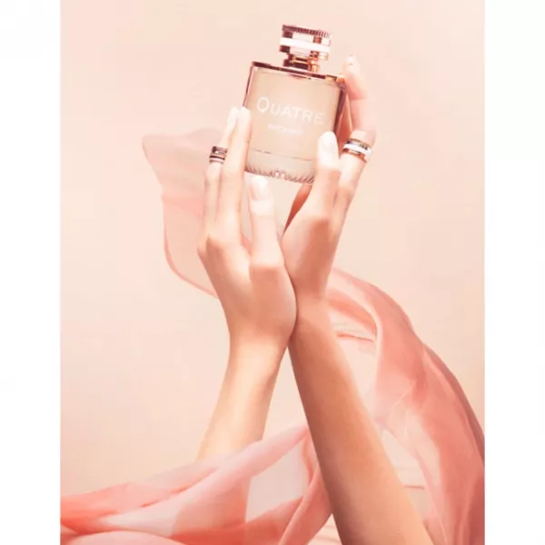Boucheron Quatre En Rose ��������������� ����