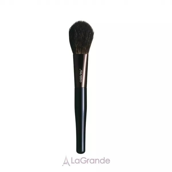 Shiseido Blush Brush ������������� ����� ��� �����