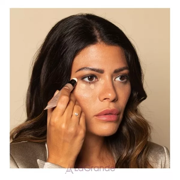 Max Factor Radiant Lift �������� � ������� �����