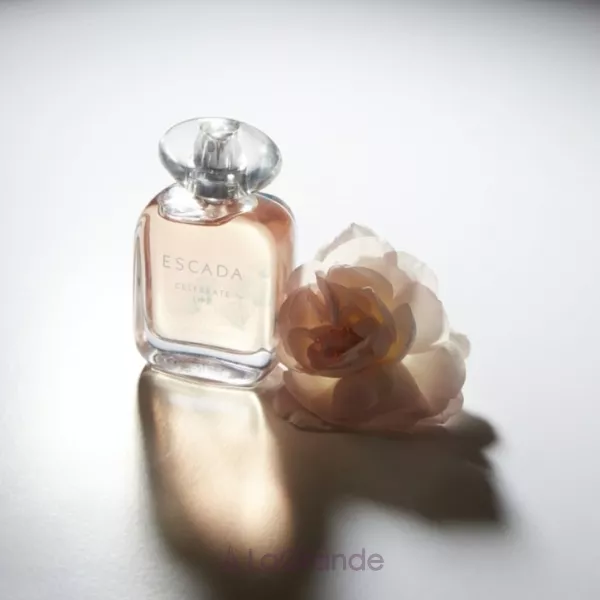 Escada Celebrate Life ����������� ����