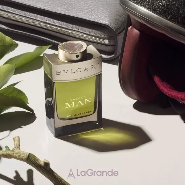 Bvlgari Man Wood Essence ��������������� ����