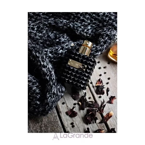Valentino Donna Noir Absolu Valentino ��������������� ����