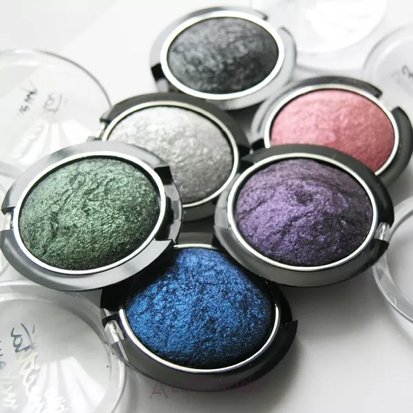Cinecitta Diamond Effect "Cooked" Eye Shadow ���� ���������� � �������� ��������