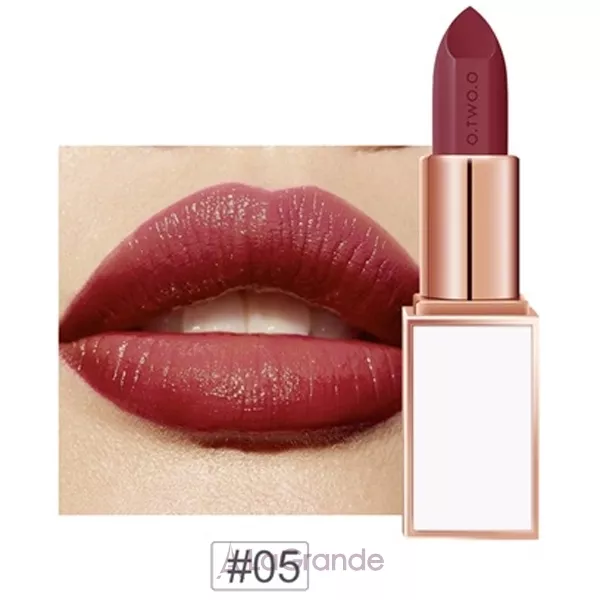 O.TWO.O Ultra-Rich Lip Color ����������� ������ ��� ���