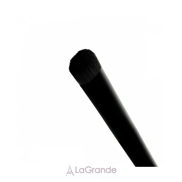 Makeup Revolution Pro Eyeshadow Brush E101 ������� ��� ����