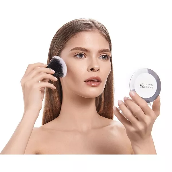 Wunder2 Kabuki Brush ������� ��� �������
