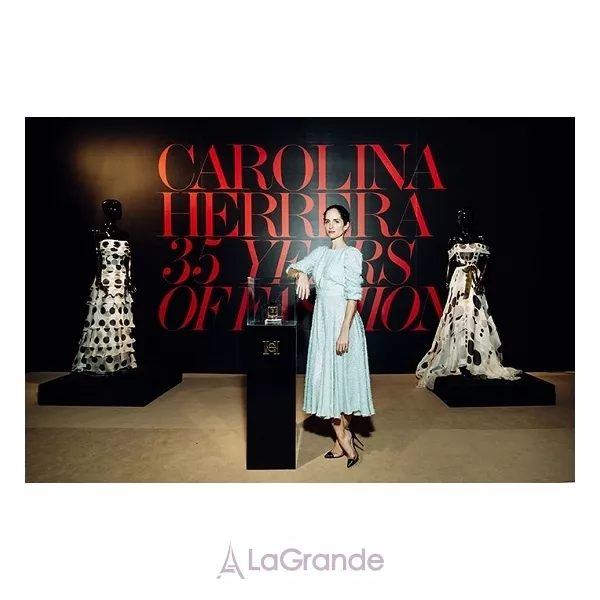 Carolina Herrera 35 Years of Fashion ��������������� ����
