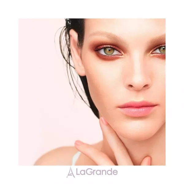 Chanel Palette Essentielle Ete ����� ��� ����������������� ���� 2 � 1