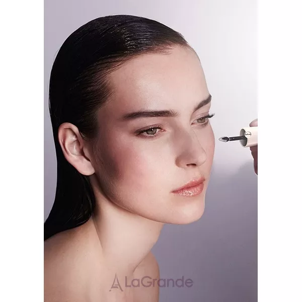 Armani Neo Nude A-Highlight ���������