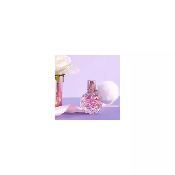 Ariana Grande  Ari by Ariana Grande ��������������� ����