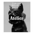 Teresa Helbig A bulldog in the Atelier   (  )