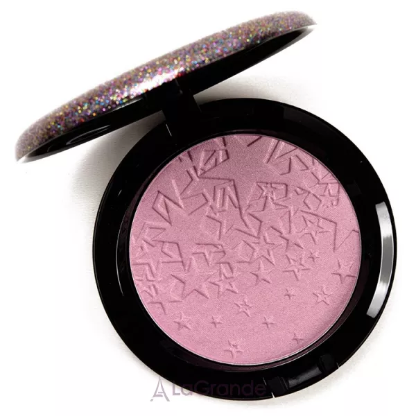 M.A.C Opalescent Powder Starring You Collection ���������