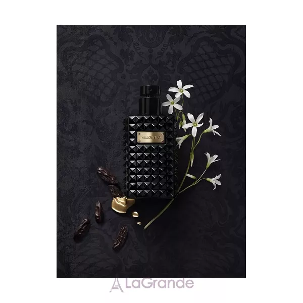 Valentino Noir Absolu Musc Essence ����������� ����