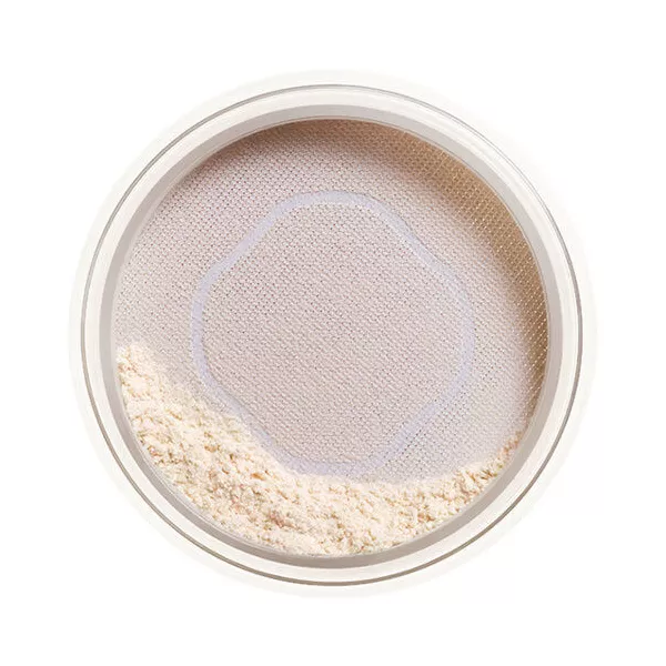 Shiseido Synchro Skin Invisible Silk Loose Powder ����������� ������� ����� ��� �������
