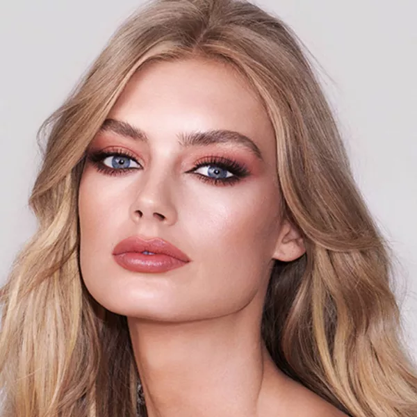 Charlotte Tilbury Easy Eye Palette Charlotte Darling Look ������� ����� ��� ���