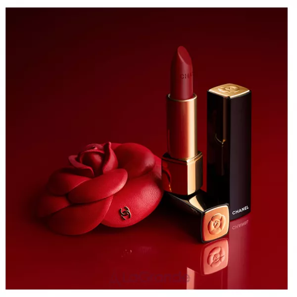 Chanel Rouge Allure Velvet Camelia ������ ��� ���