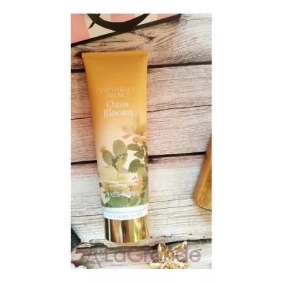 Victoria`s Secret  Oasis Bloom   