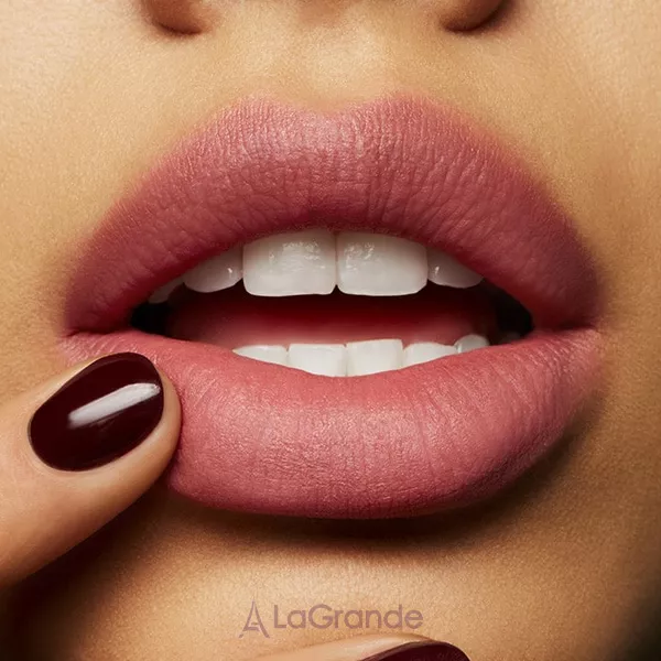 M.A.C Powder Kiss Liquid Lipcolour г��� ������ ������ ��� ��� � ������� �����