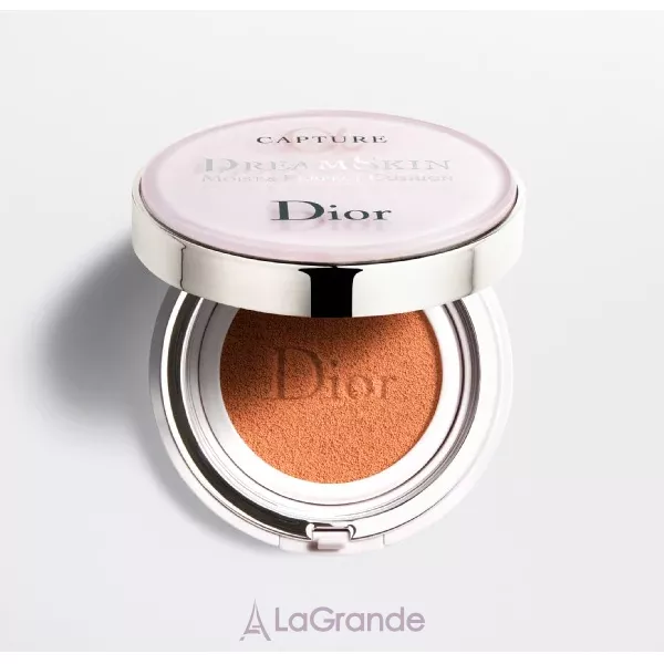 Christian Dior Capture Totale Dreamskin Perfect Cushion SPF 50 ��������� �����