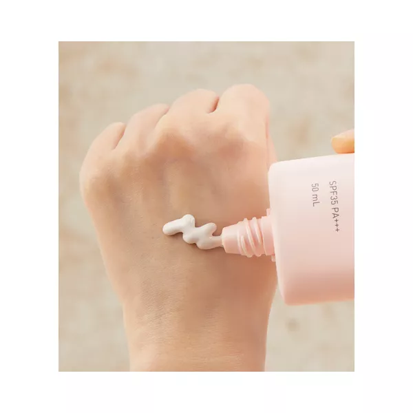 Innisfree Tone Up No Sebum Sunscreen SPF50 PA+++ ������������� ���� SPF50