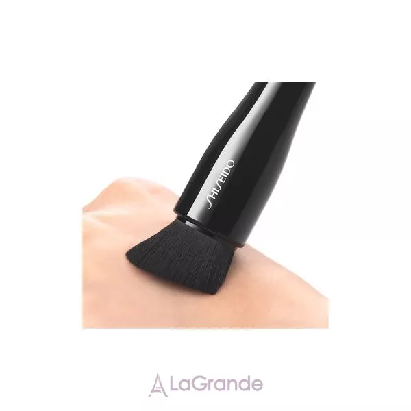 Shiseido Hasu Fude Foundation Brush ����� ��� ��������� �������