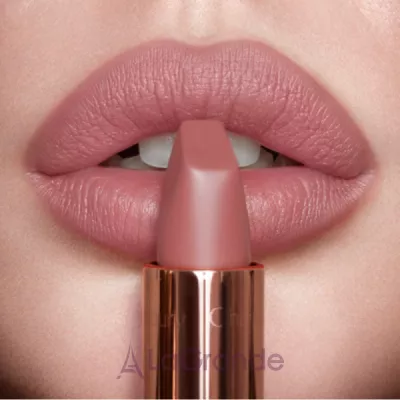 Charlotte Tilbury Matte Revolution Lipstick   