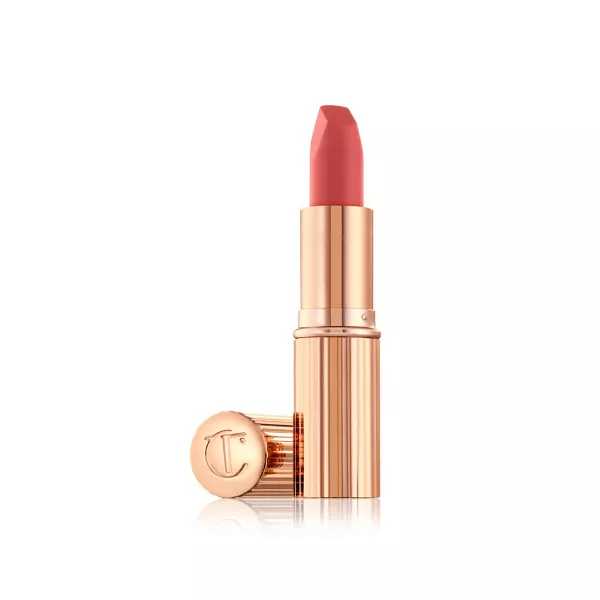Charlotte Tilbury Matte Revolution Lipstick ������ ������� ������