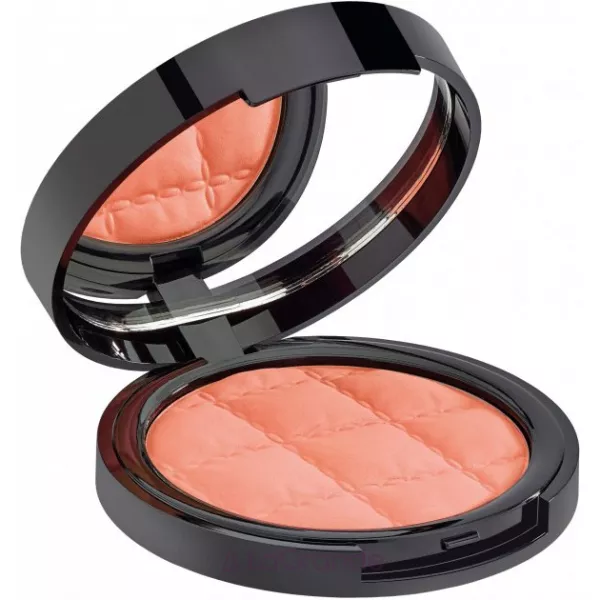 Malu Wilz Satin Glow Blusher ���������� ������ ��� ����