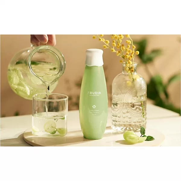 Frudia Green Grape Pore Control Toner ���������������� ����� ��� ���� � ����������