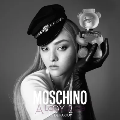Moschino Toy 2  (  100  +   10  +    200 )