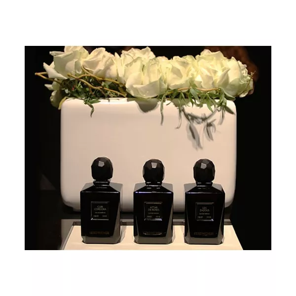 Keiko Mecheri Camellia ��������������� ����