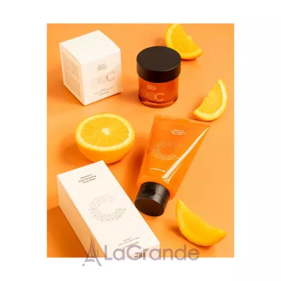 Commonlabs Vitamin C Glow Boosting Face Mask       