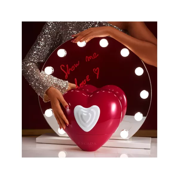 Escada Show Me Love ��������������� ����
