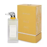 Trussardi Le Vie Di Milano Walking On Via Fiori Oscuri ��������������� ����
