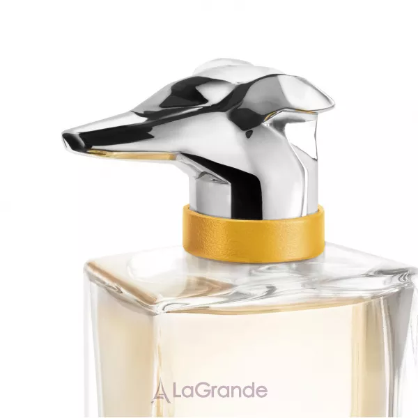 Trussardi Le Vie Di Milano Walking On Via Fiori Oscuri ��������������� ����
