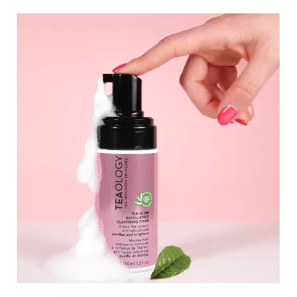 Teaology Tea Glow Exfoliating Cleansing Foam ³����������� ����������� ���� ��� �������
