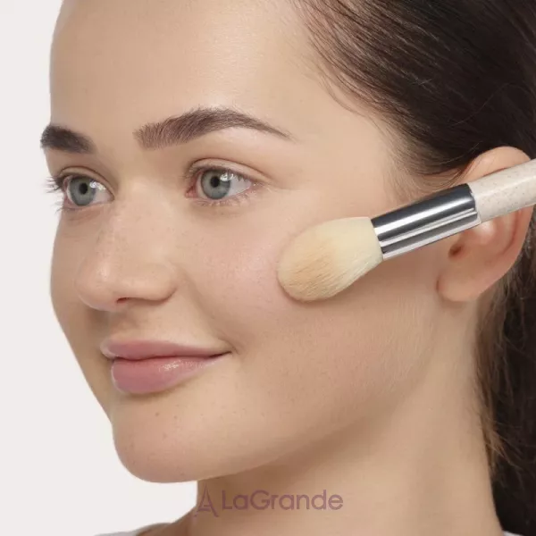 Artdeco Multi Powder Brush ������� ��� �������� �������